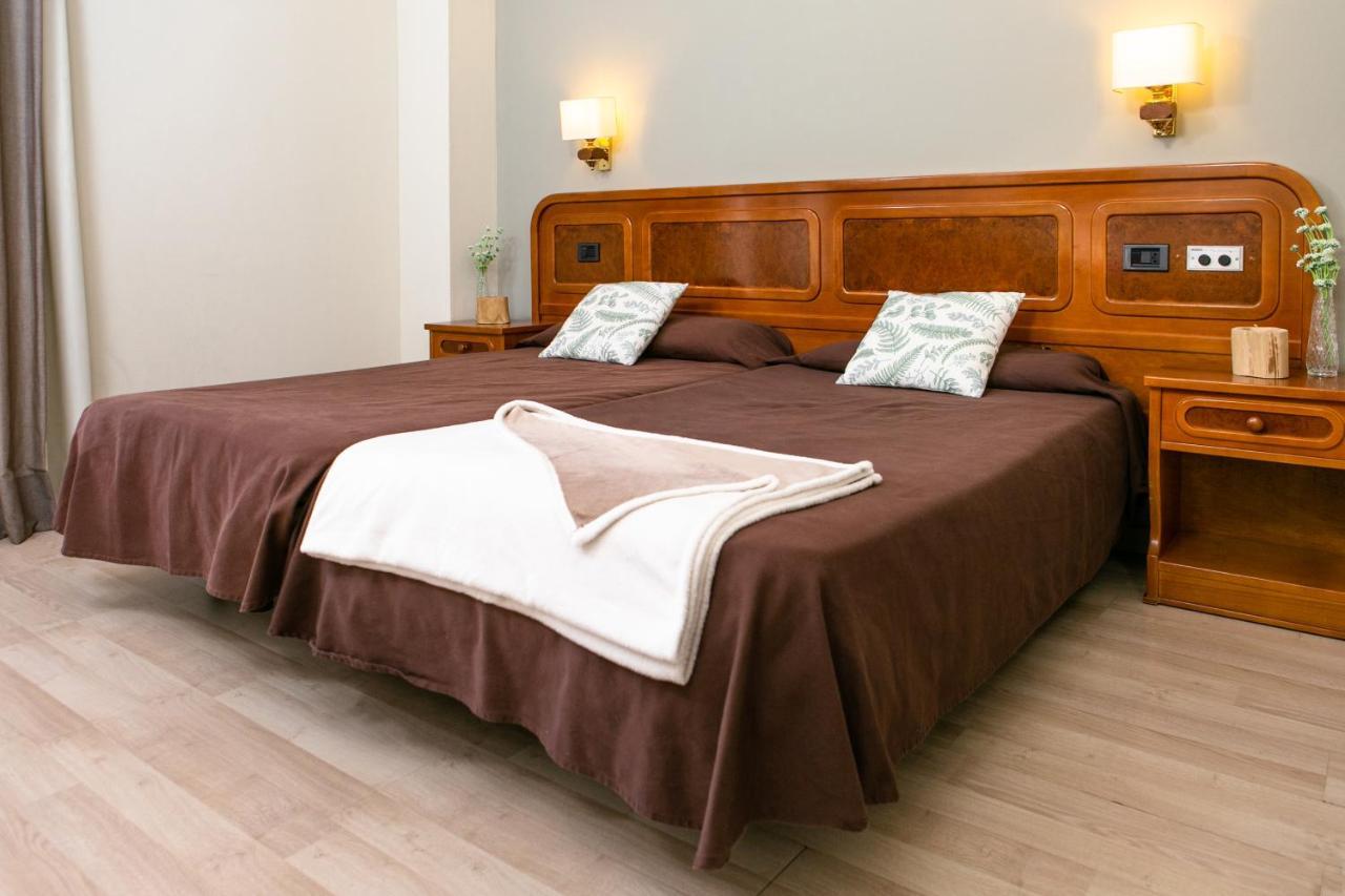 Hotel Snoe Condes Del Pallars Rialp Exterior photo