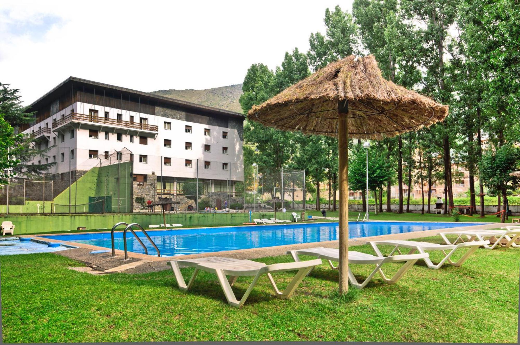 Hotel Snoe Condes Del Pallars Rialp Exterior photo