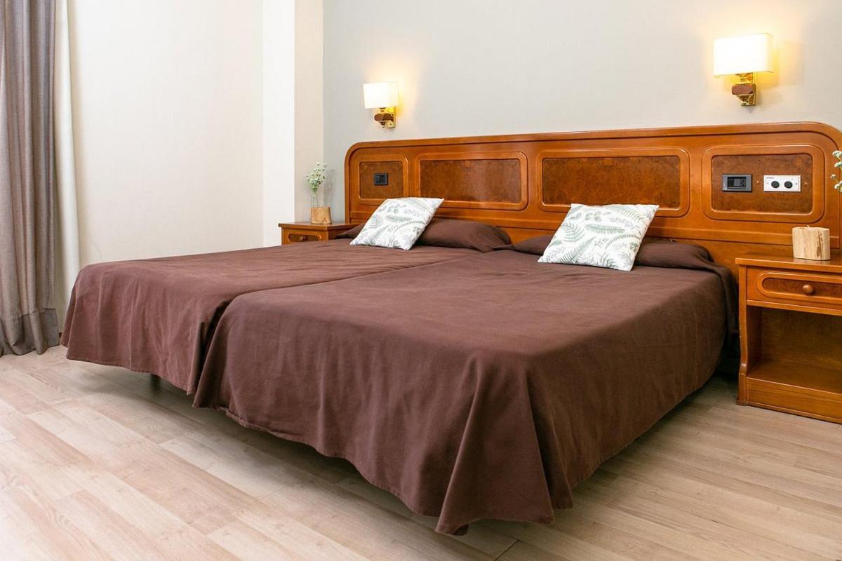 Hotel Snoe Condes Del Pallars Rialp Exterior photo