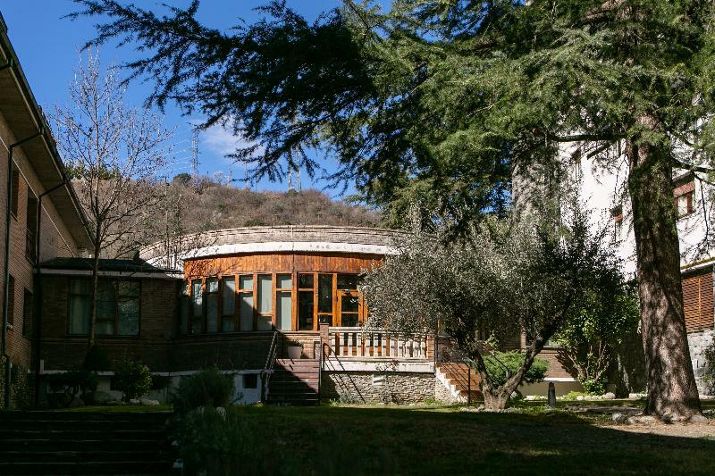 Hotel Snoe Condes Del Pallars Rialp Exterior photo